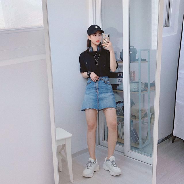 Tất tần tật các tip phối đồ cùng với giày MLB cho các cô nàng 2021 Hinh anh 3: Tat tan tat cac tip phoi do cung voi giay MLB cho cac co nang 2021