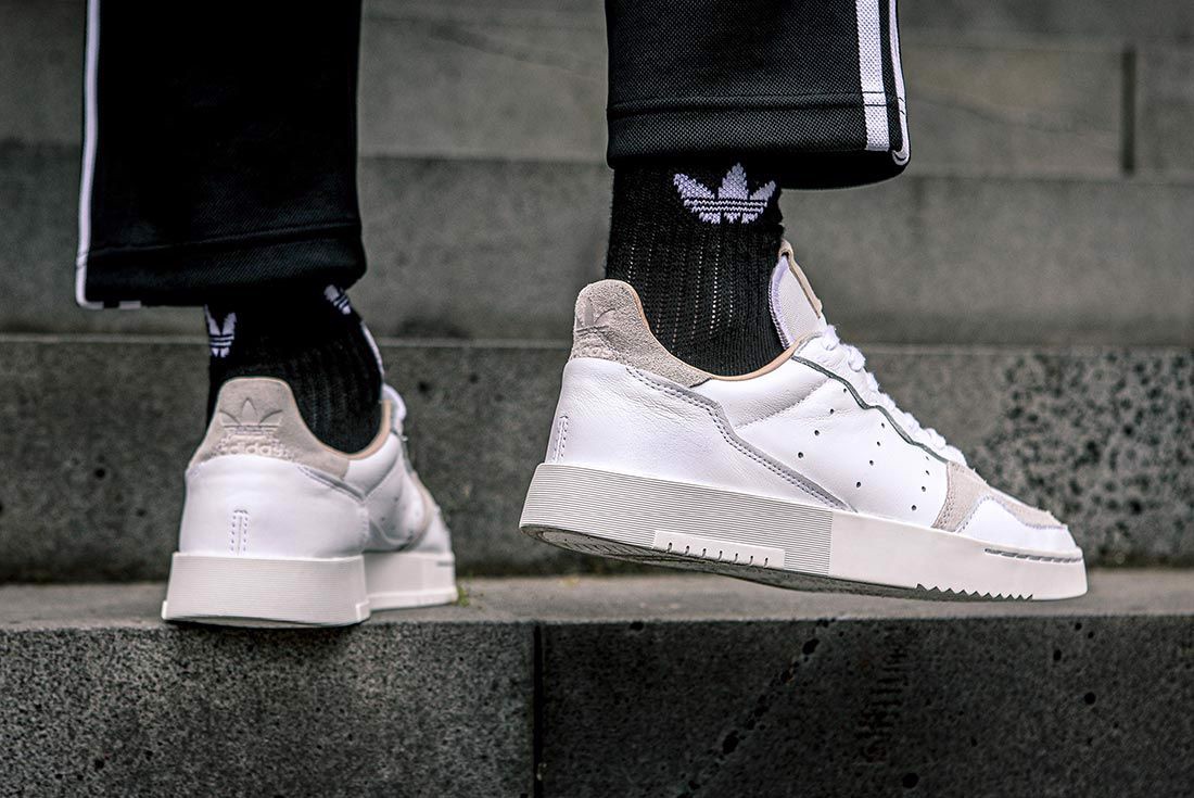 tat-ca-moi-dieu-ban-can-biet-va-uu-nhuoc-diem-cua-adidas-originals-supercourt