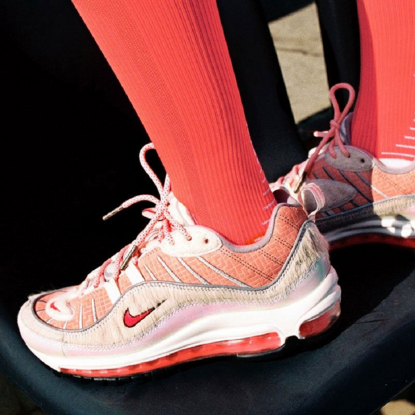 Giày Nike Wmns Air Max 98 'Chinese New Year' BV6653-616 - Ảnh 2