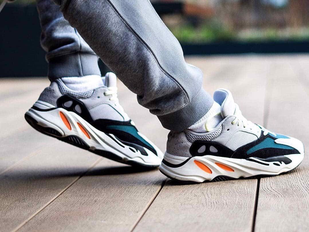 top-nhung-doi-giay-co-thiet-ke-xau-la-dang-chu-y-nhat