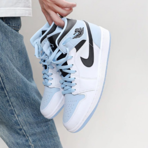 Giay Nike Air Jordan 1 Mid SE GS 'White Ice Blue' DV1337-104