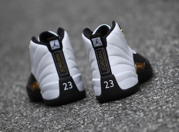Giày Nike Air Jordan 12 Retro 'Royalty' CT8013-170 - Ảnh 5