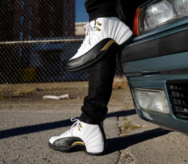 Giày Nike Air Jordan 12 Retro 'Royalty' CT8013-170 - Ảnh 3
