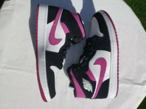 Alternative view of Giày Nike Wmns Air Jordan 1 Mid ‘Cactus Flower’ BQ6472-005