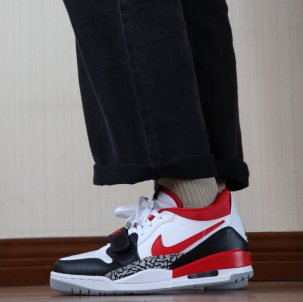 Giay Nike Air Jordan Legacy 312 Low 'Fire Red' CD7069-160