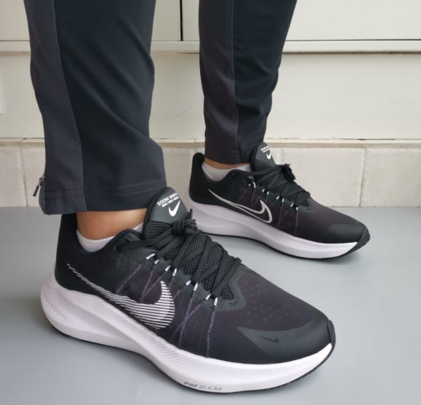 Giày Nike Air Zoom Winflo 8 'Black White' CW3419-006 - Ảnh 4