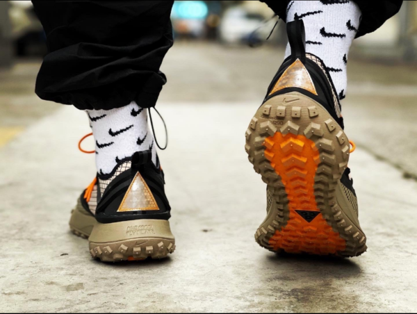 Giày Nike ACG Mountain Fly Low 'Stone Black' DA5424-200 - Ảnh 5