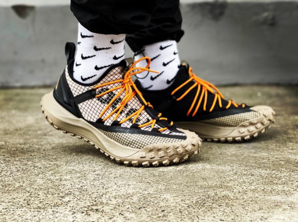 Giày Nike ACG Mountain Fly Low 'Stone Black' DA5424-200 - Ảnh 6