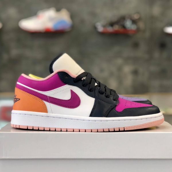 Giày Nike Air Jordan 1 Low 'Mismatched Purple Magenta' DJ4342-400 - Ảnh 10