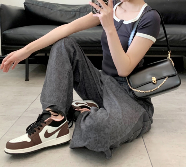 Giày Nike Air Jordan 1 Low SE GS 'Light Chocolate' DM0589-200 - Ảnh 7