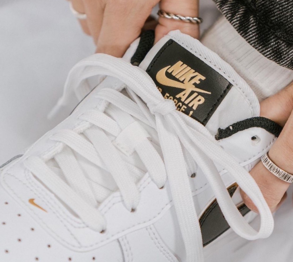 Giày Nike Air Force 1 Metallic Gold White DM3322-100 - Ảnh 5