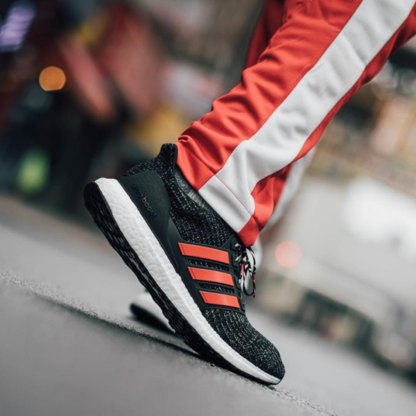 Giày Adidas Ren Zhe x UltraBoost 4.0 'Chinese New Year' F35231 - Ảnh 3