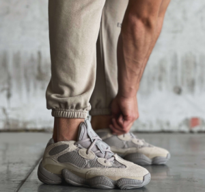 Alternative view of Giày Adidas Yeezy 500 'Ash Grey' GX3607