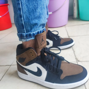 Giay Nike Air Jordan 1 Mid 'Olive Toe' DV0427-301