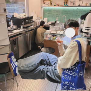 Giay Adidas Samba OG 'Royal Blue Gum' HP7901