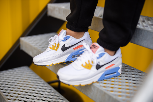 Giày Nike Wmns Air Max 90 'Solar Flare' CZ3950-100 - Ảnh 2