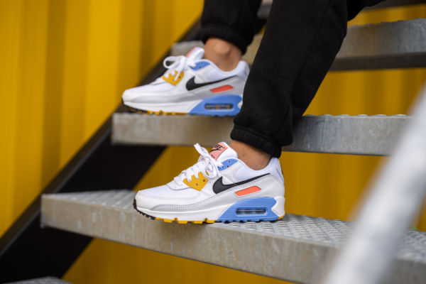 Giày Nike Wmns Air Max 90 'Solar Flare' CZ3950-100 - Ảnh 3