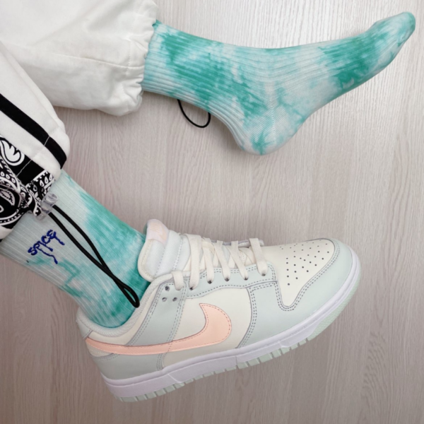 Giày Nike Wmns Dunk Low 'Barely Green' DD1503-104 - Ảnh 2