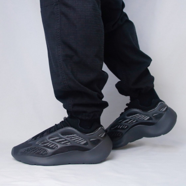 Giày Adidas Yeezy 700 V3 'Dark Glow' GX6144 - Ảnh 2