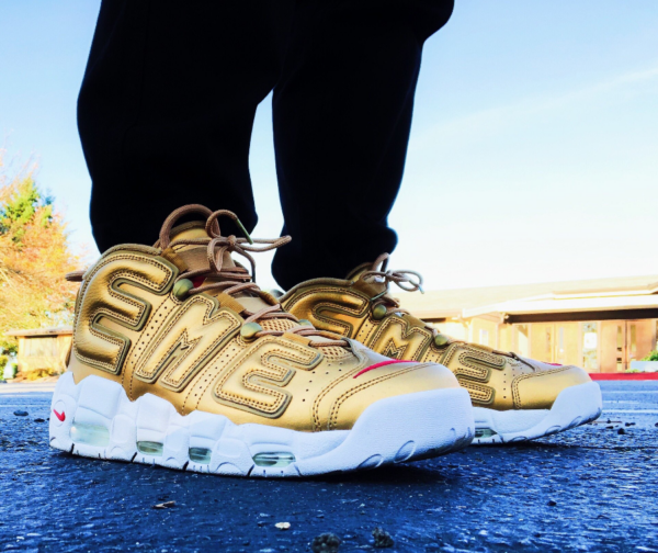 Giày Nike Supreme x Air More Uptempo 'Metallic Gold' 902290-700 - Ảnh 10