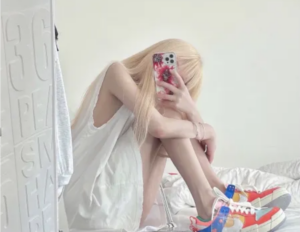 Alternative view of Giày Nike SB Dunk Low 'Disrupt Kid At Heart Orange Blue Red' DJ5063-414