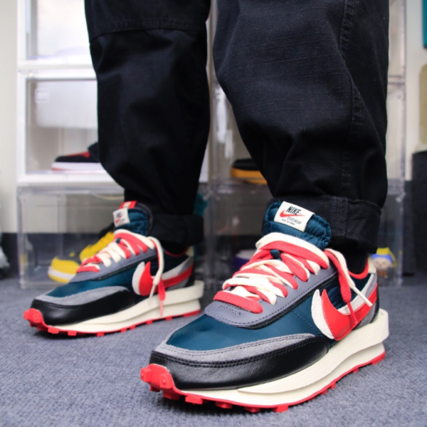 Giày Nike Sacai x Undercover x LDWaffle 'Midnight Spruce University Red' DJ4877-300 - Ảnh 5