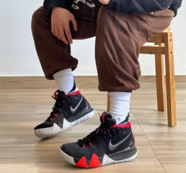 Giày Nike Kyrie 4 '41 For The Ages' 943806-005 - Ảnh 2