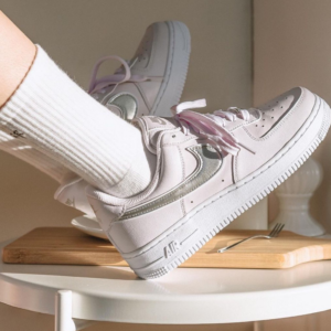 Alternative view of Giày Nike Wmns Air Force 1 '07 Essential 'Venice Metallic Silver' DD1523-500