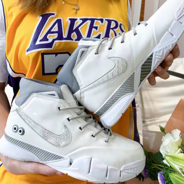 Giày Nike Kobe 1 Protro 'Noise Cancelling Pack' CI9911-110 - Ảnh 4