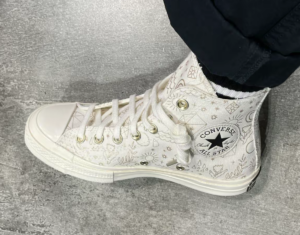 Giay Converse Chuck Taylor All-Star 70 Hi Elements Print 'Egret Gold' A02207C