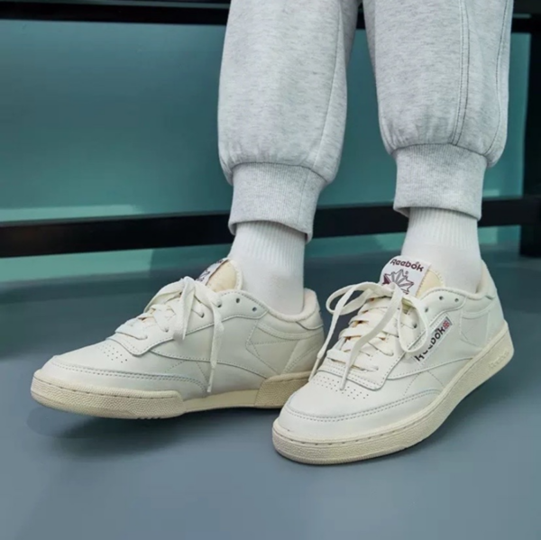 Giày Reebok Club C 85 Vintage 'Chalk Alabaster' GX3681 - Ảnh 2