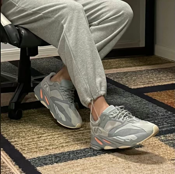 Giày Adidas Yeezy Boost 700 Inertia EG7597 - Ảnh 2