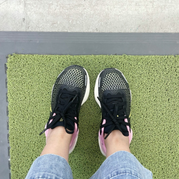 Giày Nike Wmns ZoomX Invincible Run Flyknit 'Black Elemental Pink' CT2229-002 - Ảnh 3