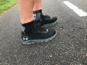 Alternative view of Giày Under Armour HOVR Sonic 3 'Black Neon Green' 3022586-002