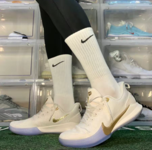 Alternative view of Giày Nike Mamba Focus 'Big Stage' AO4434-004