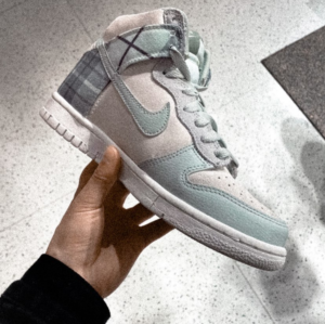 Giay Nike Dunk High SE GS 'Mint Plaid' DV1724-100