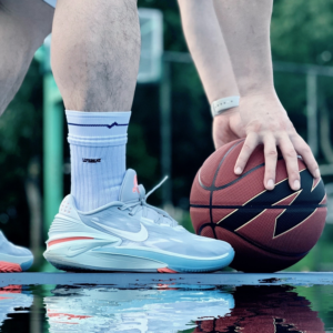 Giay Nike Zoom GT Cut 2 'Avant-Garde' DJ6015-402