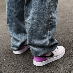 Giay Nike Air Jordan 1 Mid GS 'Barely Grape' DQ8423-501