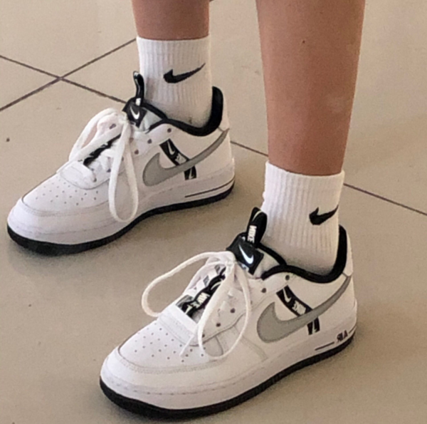 Giày Nike Air Force 1 LV8 KSA GS 'White Silver' CT4683-100 - Ảnh 4