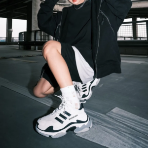 Alternative view of Giày Balenciaga x Adidas Triple S 'White Black' 710021-W2ZB1-9112