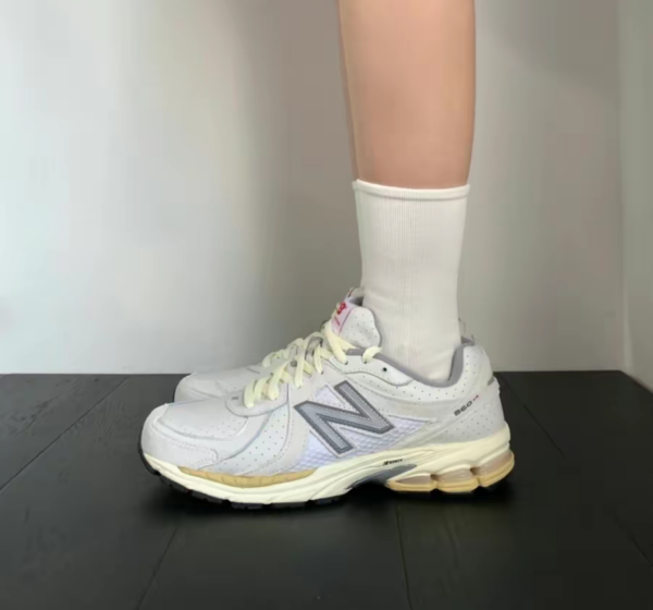 Giày New Balance x Thisisneverthat 860V2 White ML860TW2 - Ảnh 2