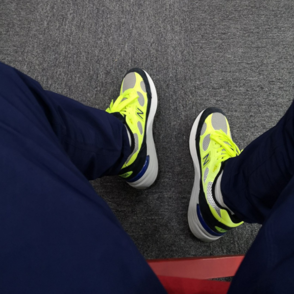Giày New Balance 992 'Bright Volt' M992AF - Ảnh 2