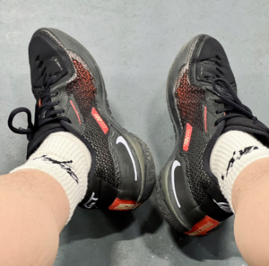 Giay Nike Air Zoom GT Cut EP 'Black Hyper Crimson' CZ0176-001