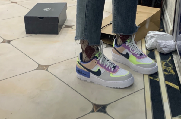Giày Nike Wmns Air Force 1 Shadow 'Crimson Tint Volt' CU8591-001 - Ảnh 9