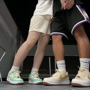 Alternative view of Giày Nike Air Force 1 '07 Premium 'Happy Pineapple' CZ1631-100