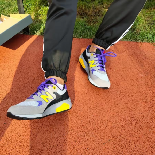 Giày New Balance 580 'Grey Yellow' CMT580CG - Ảnh 3