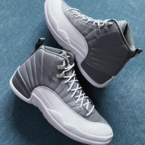 Giay Nike Air Jordan 12 Retro 'Grey' CT8013-015
