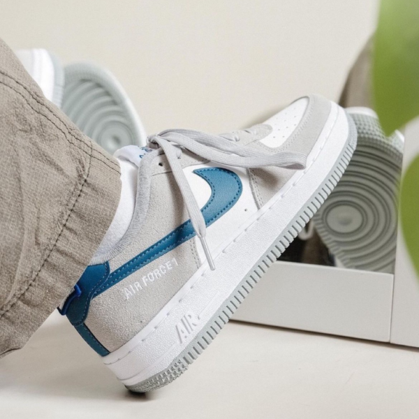 Giày Nike Air Force 1 Low GS Athletic Club DH9597-001 - Ảnh 2