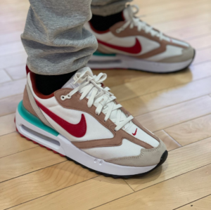 Alternative view of Giày Nike Air Max Dawn Gym Red Sanddrift DQ4976-161