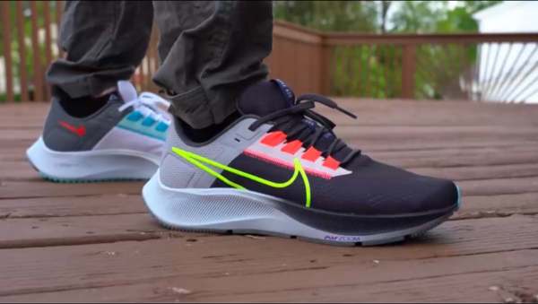 Giày Nike Air Zoom Pegasus 38 Limited Edition DJ3128-001 - Ảnh 3